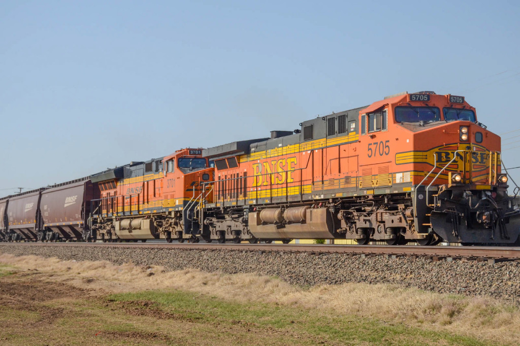 BNSF 5705